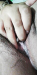 Con đĩ Hồng Ngọc chubby thích khoe lồn cho trai xem